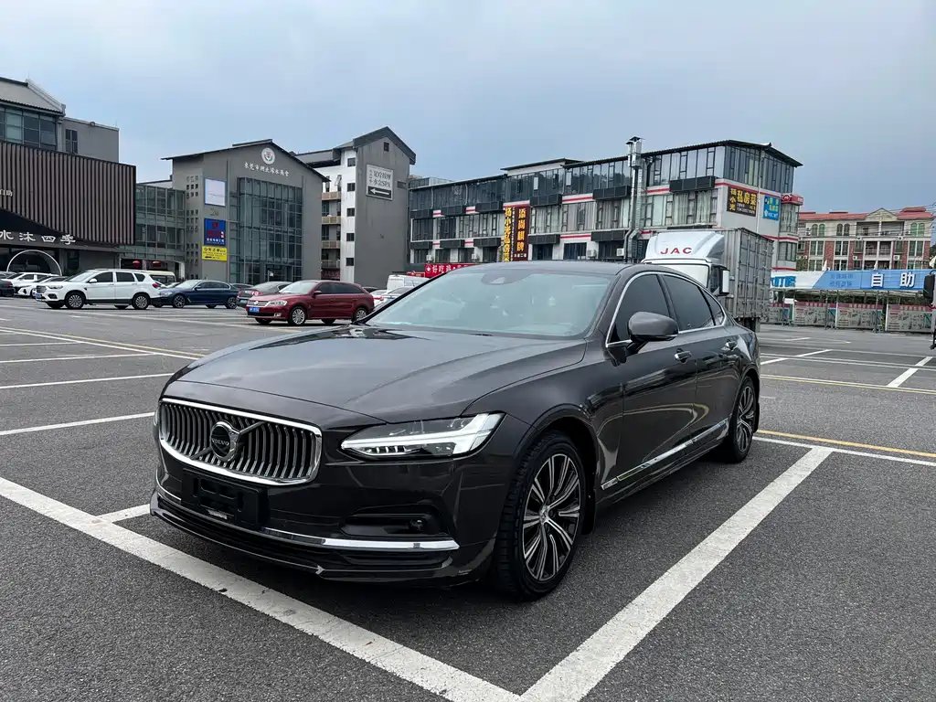Volvo S90 2021