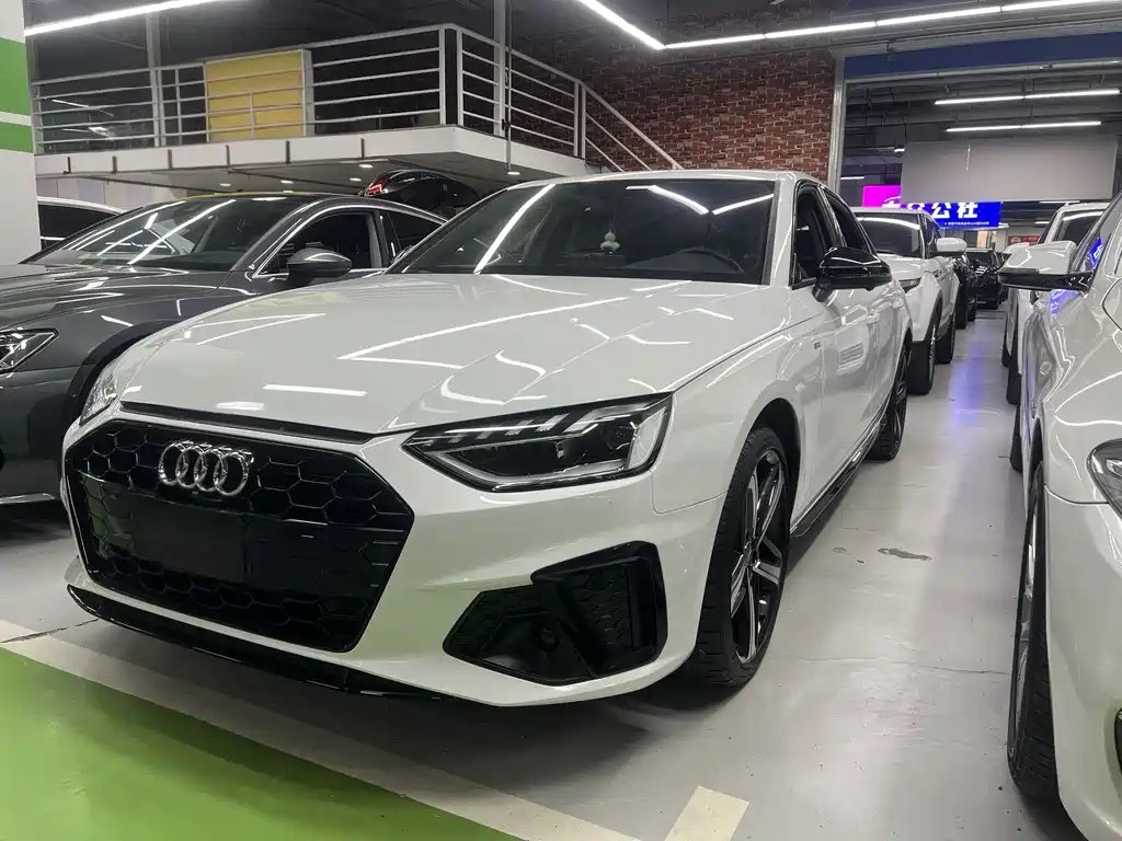 Audi A4L 2023
