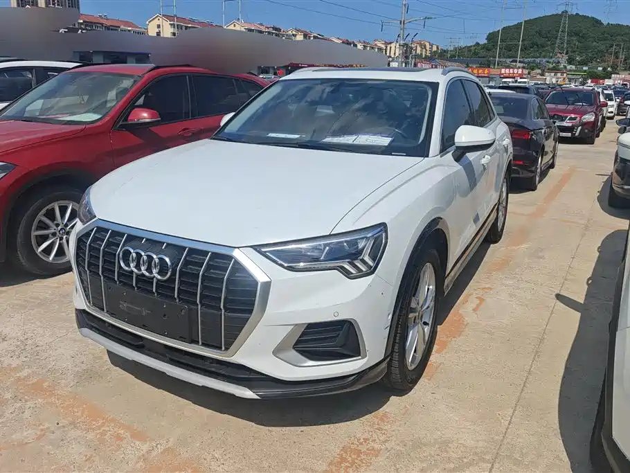 Audi Q3 2021