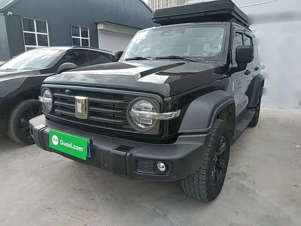 Tank Tank 300 2022