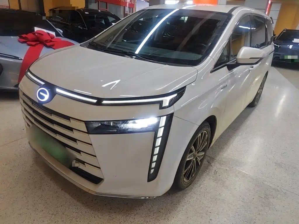 GAC Motor TrumpchiE8 PHEV 2024