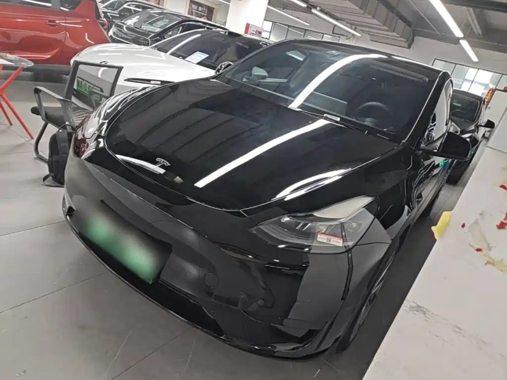 Tesla Model Y 2022