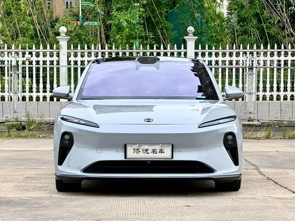 NIO ET5 2023