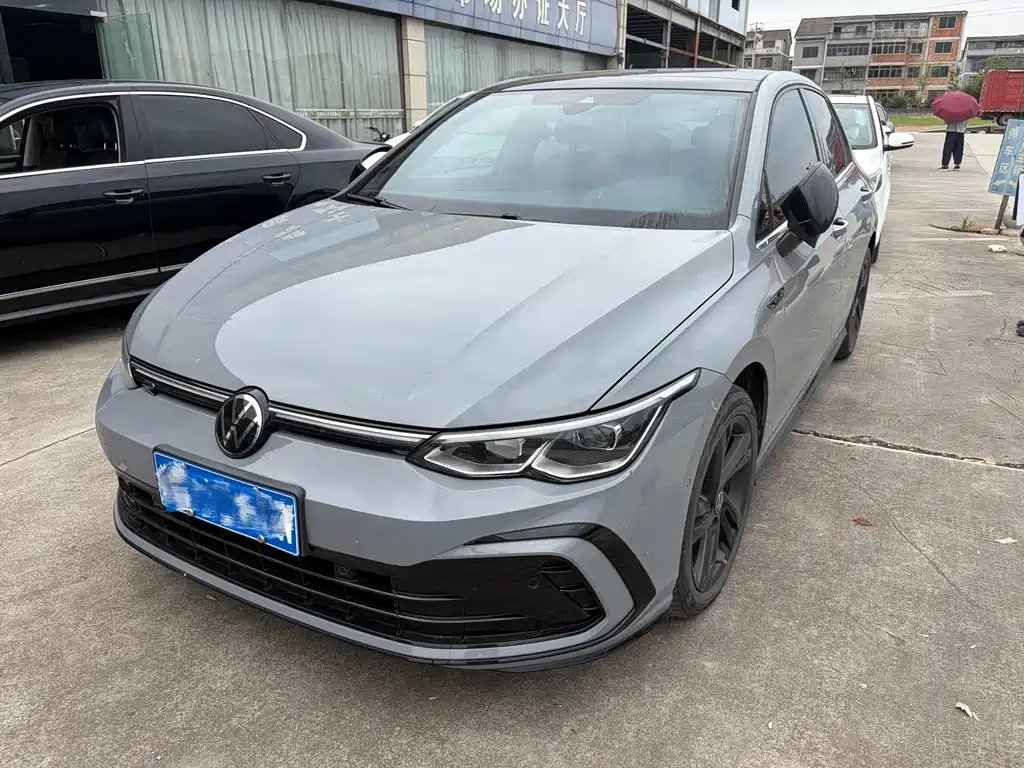 Volkswagen Golf 2022
