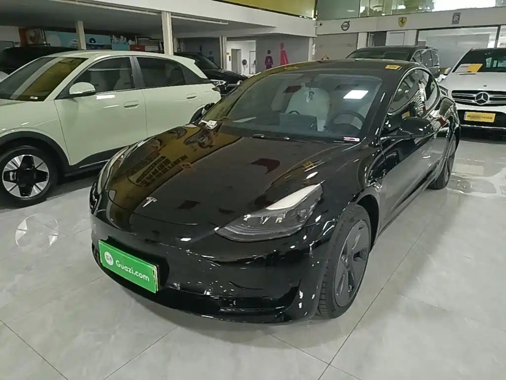 Tesla Model 3 2023
