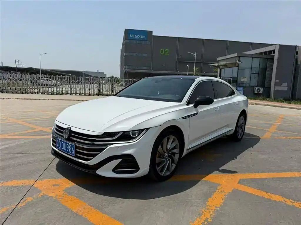 Volkswagen CC 2024 — фото 1 из 5