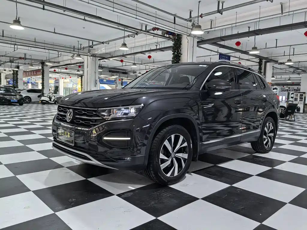 Volkswagen Tayron 2022 — фото 1 из 5