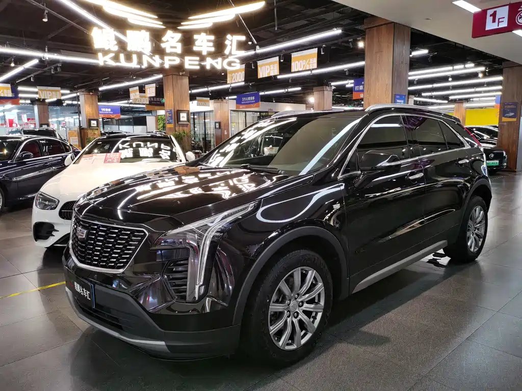 Cadillac XT4 2021 — фото 1 из 5