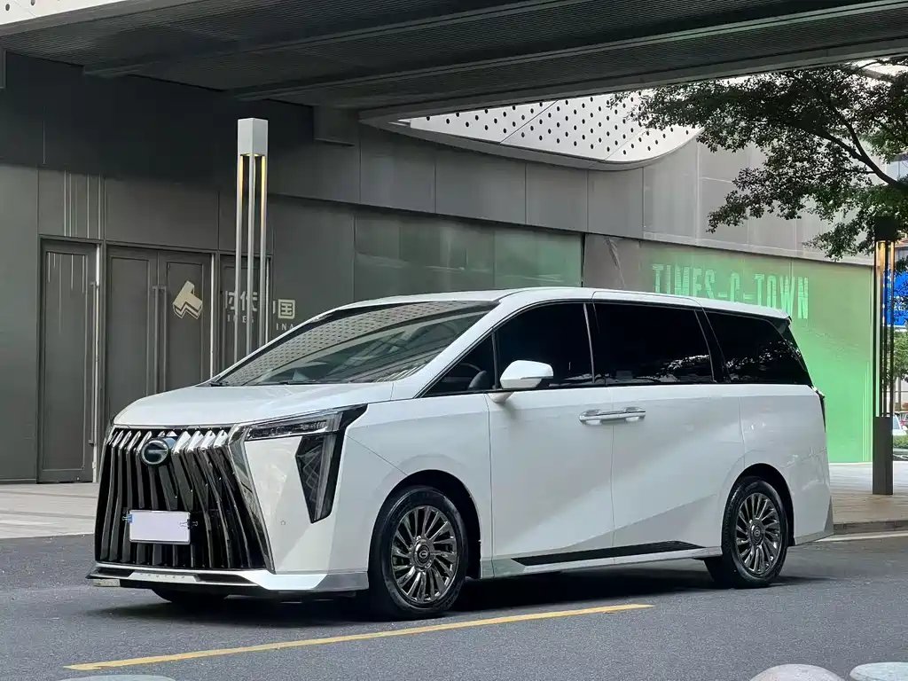 GAC Motor Trumpchi M8 2023 — фото 1 из 5