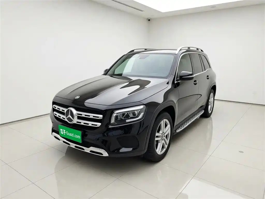 Mercedes-Benz GLB 2023 — фото 1 из 5