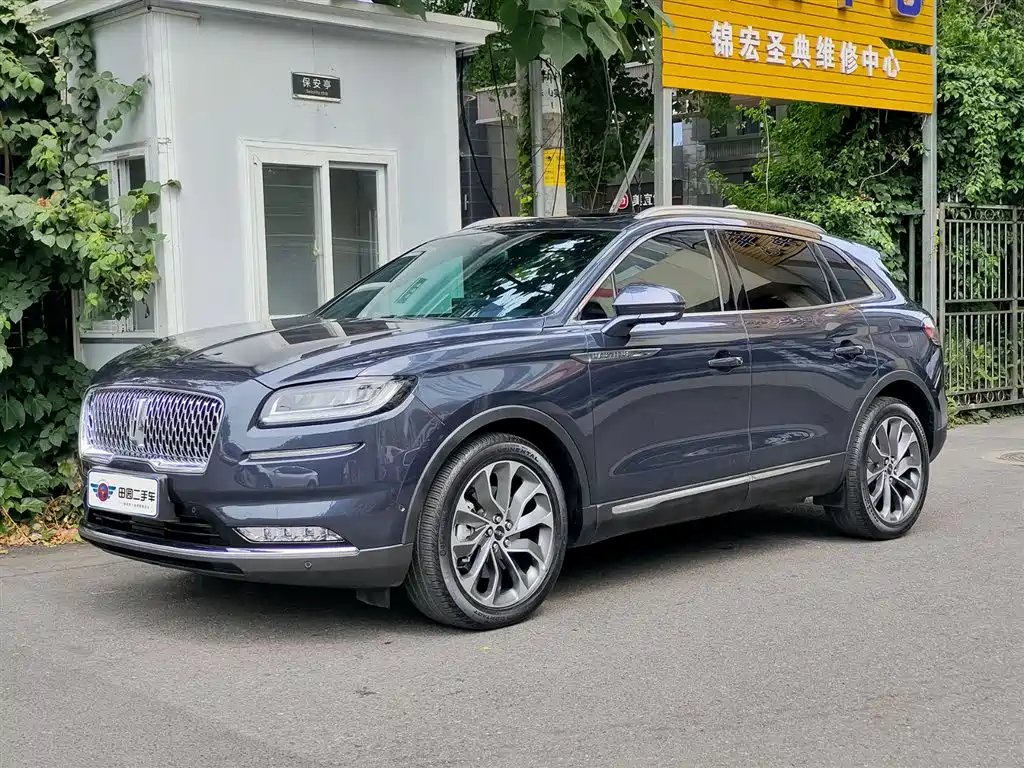 Lincoln Nautilus 2022 — фото 1 из 5