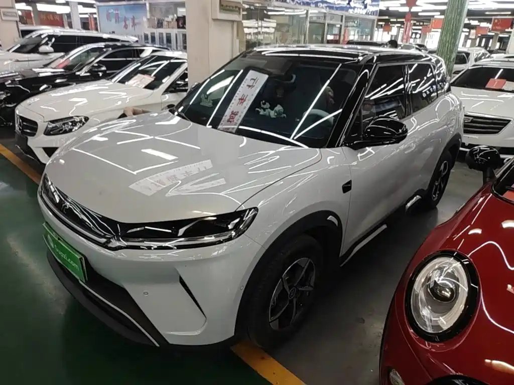BYD Yuan UP 2026 — фото 1 из 5