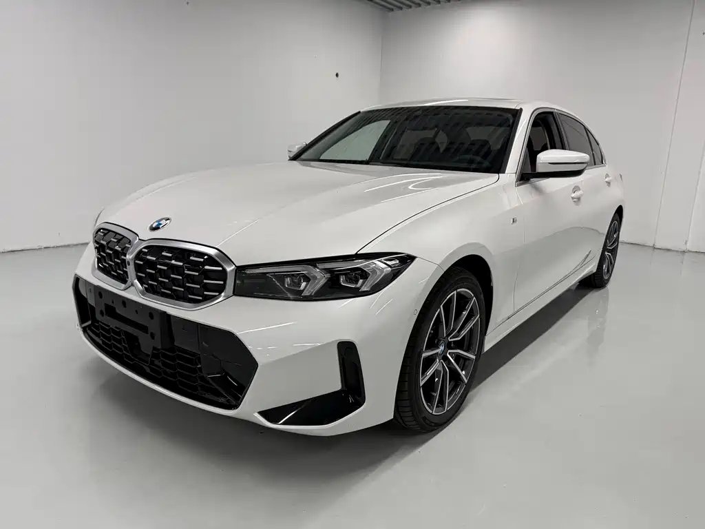 BMW 3 Series 2025 — фото 1 из 5