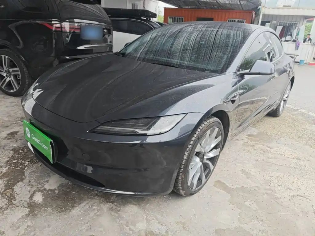 Tesla Model 3 2025 — фото 1 из 5