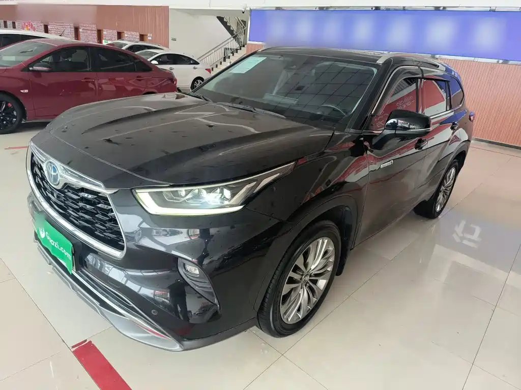 Toyota Highlander 2021