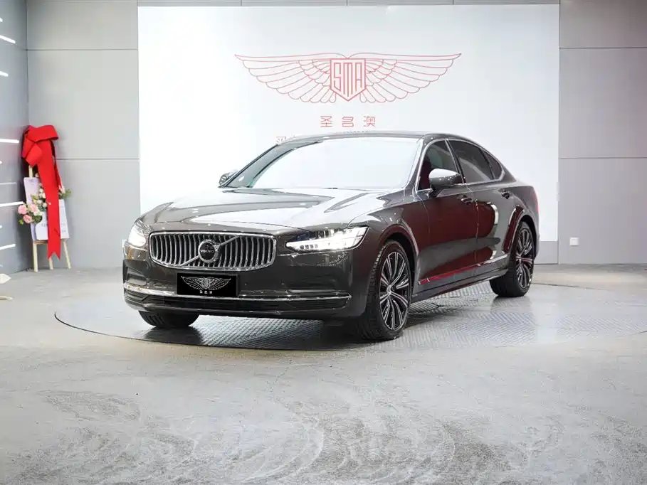 Volvo S90 2024