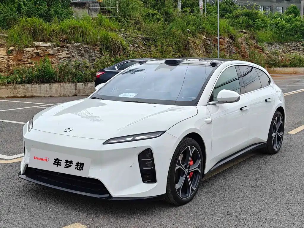 NIO ET5T 2025