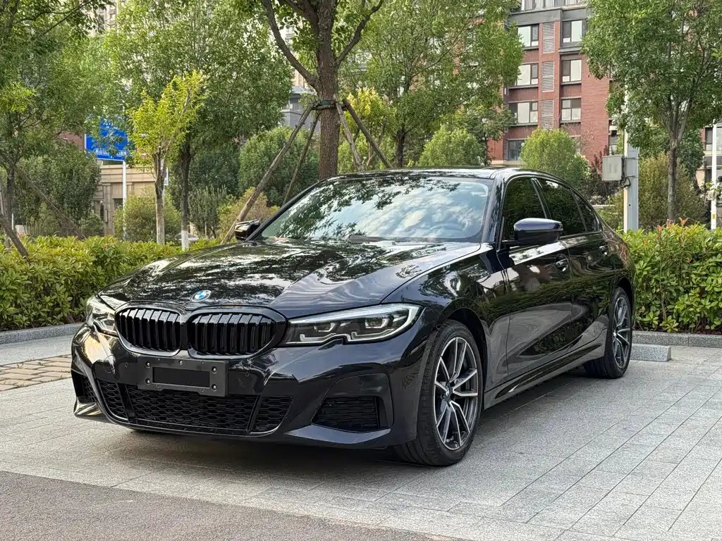 BMW 3 Series 2022
