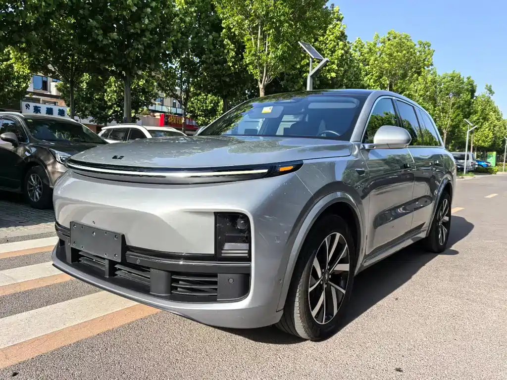 Li Auto Li L8 2023