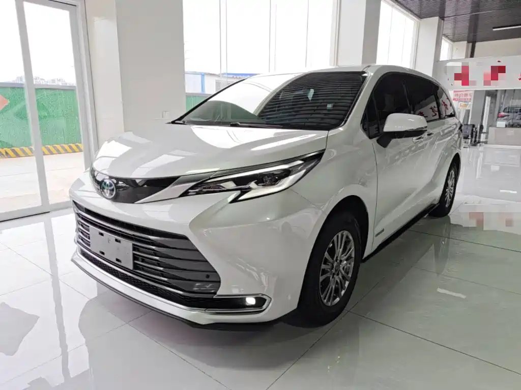 Toyota Sienna 2022