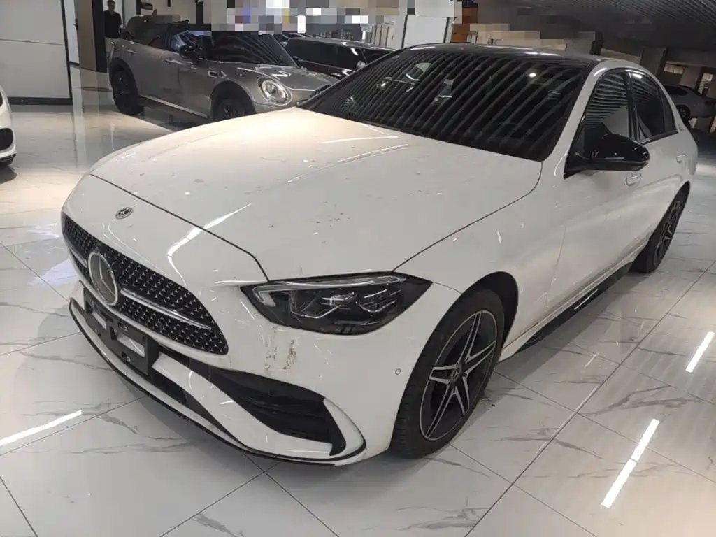 Mercedes-Benz C-Class 2024