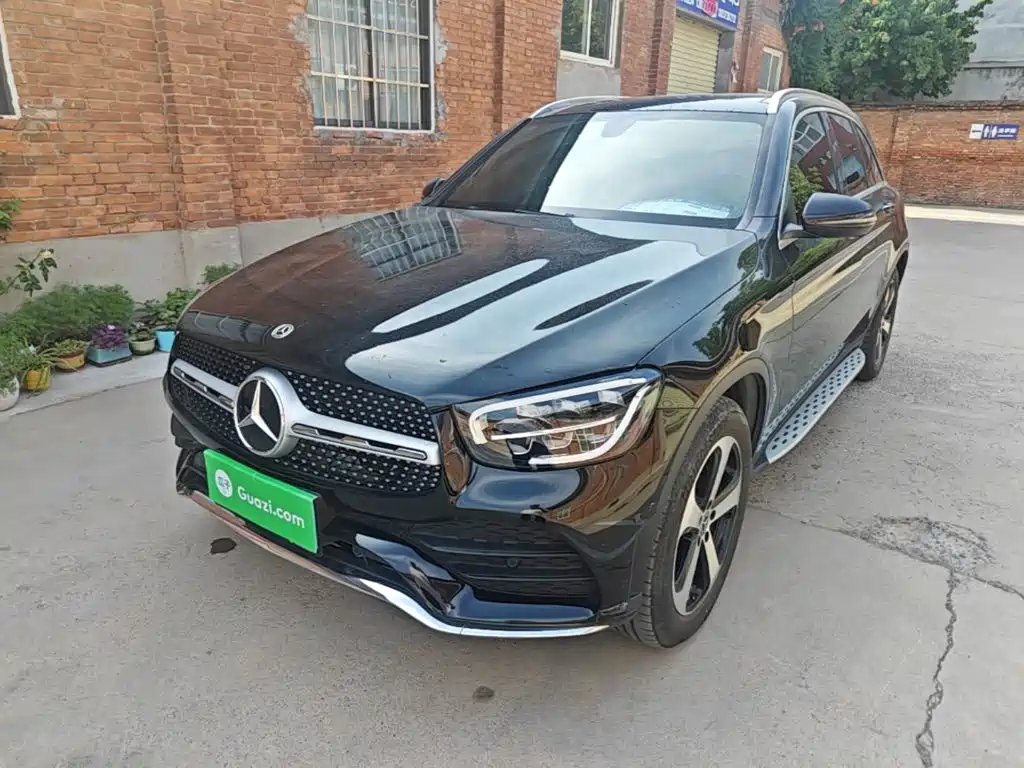 Mercedes-Benz GLC 2023