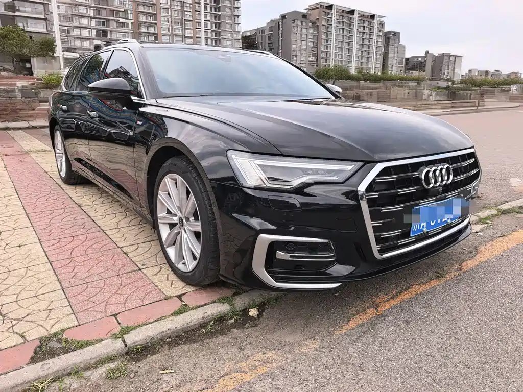 Audi A6L 2023 — фото 1 из 5