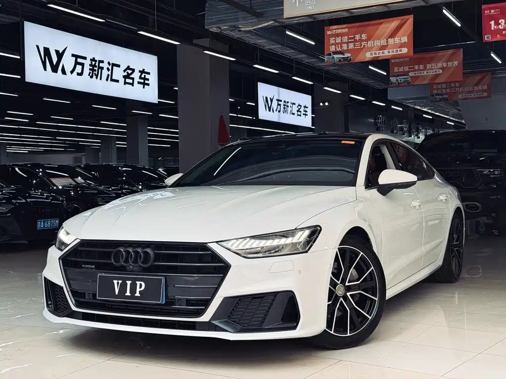 Audi A7 2020 — фото 1 из 5