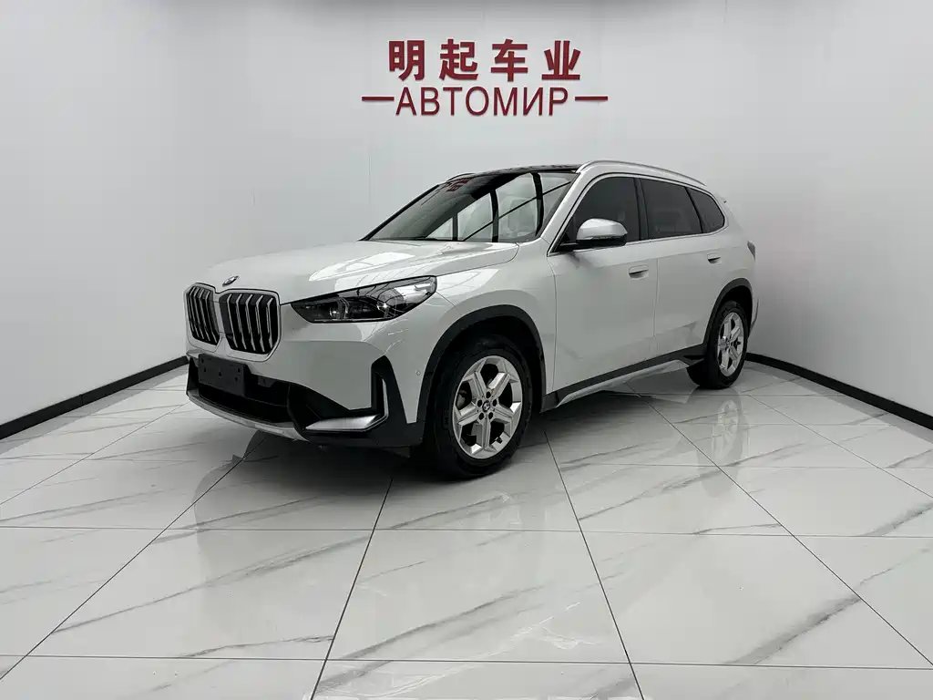 BMW X1 2023 — фото 1 из 5