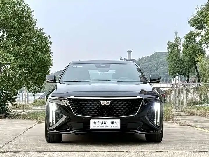 Cadillac CT6 2023 — фото 1 из 5