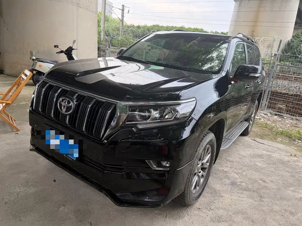 Toyota Prado 2018