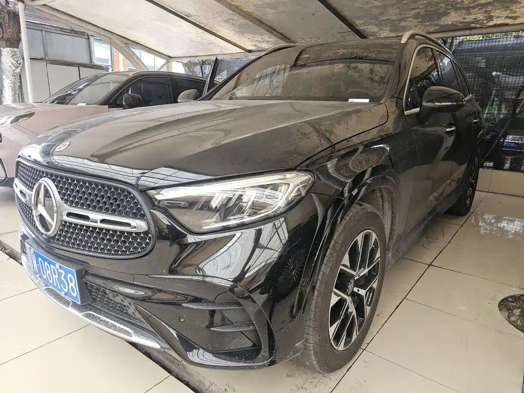 Mercedes-Benz GLC 2023