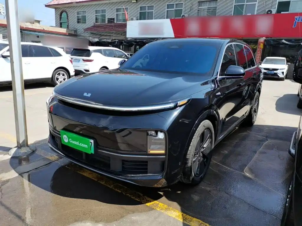 Li Auto Li L8 2025