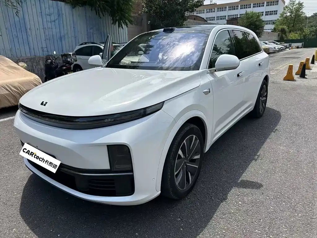 Li Auto Li L7 2025