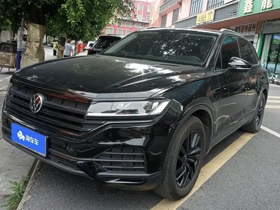 Volkswagen Touareg 2023 — фото 1 из 5