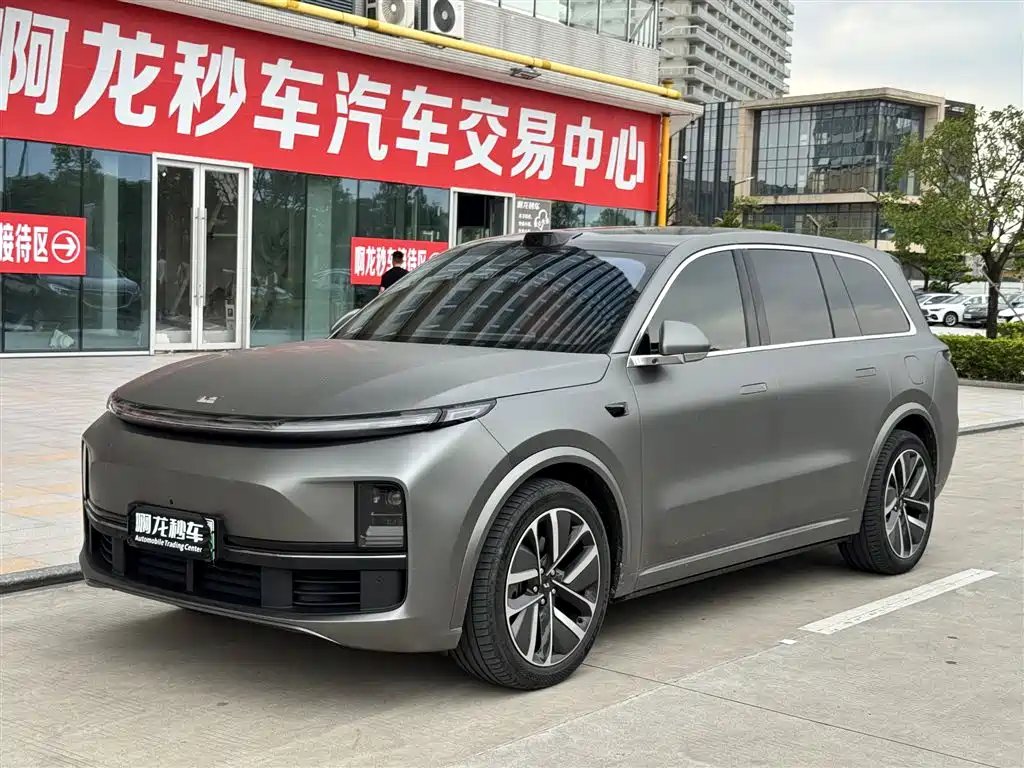 Li Auto Li L9 2024 — фото 1 из 5