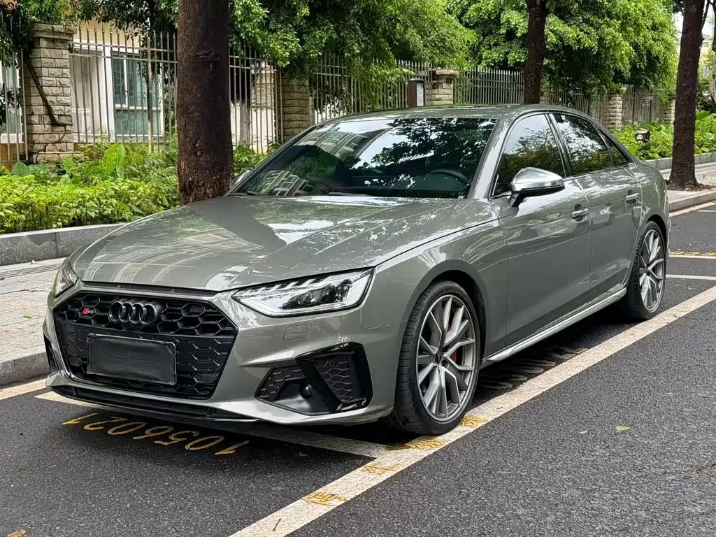Audi S4 2024 — фото 1 из 5