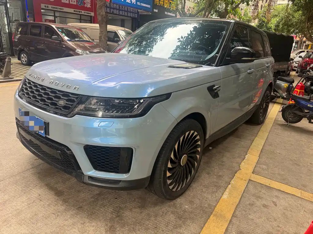 Land Rover Sport 2019 — фото 1 из 5