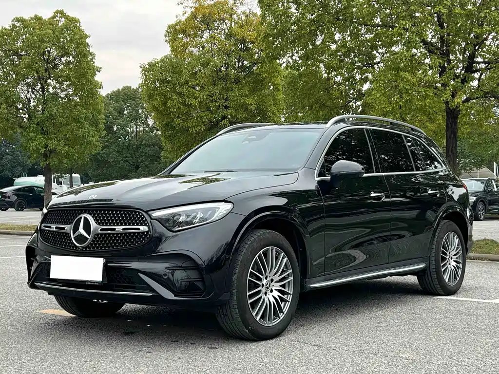 Mercedes-Benz GLC 2024 — фото 1 из 5