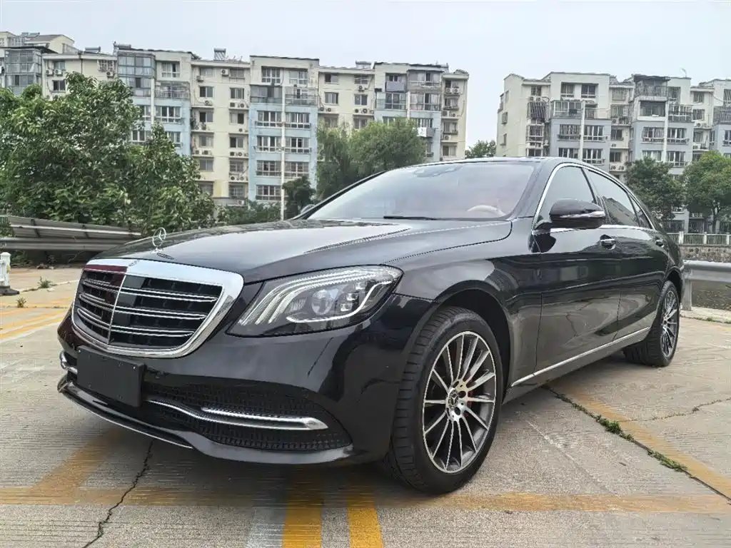 Mercedes-Benz S-Class 2017 — фото 1 из 5