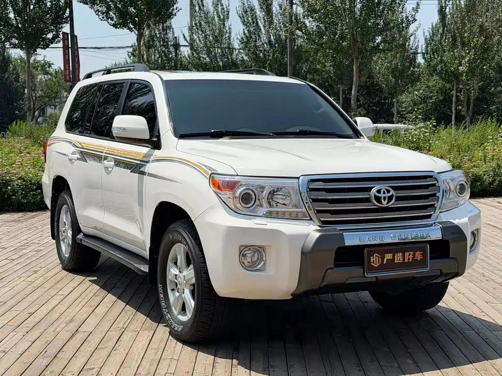 Toyota Land Cruiser 2016