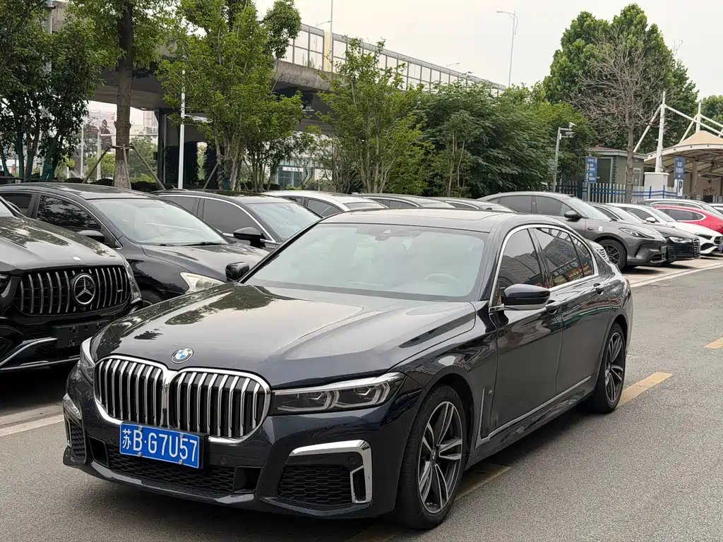 BMW 7 Series 2021