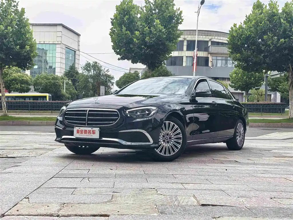 Mercedes-Benz E-Class 2023