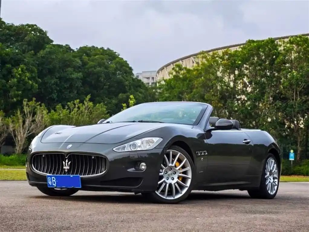 Maserati GranCabrio 2013