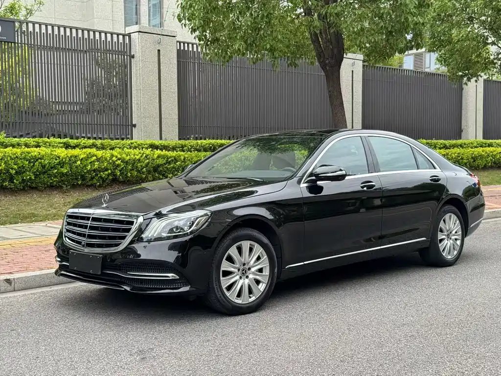 Mercedes-Benz S-Class 2018 — фото 1 из 5