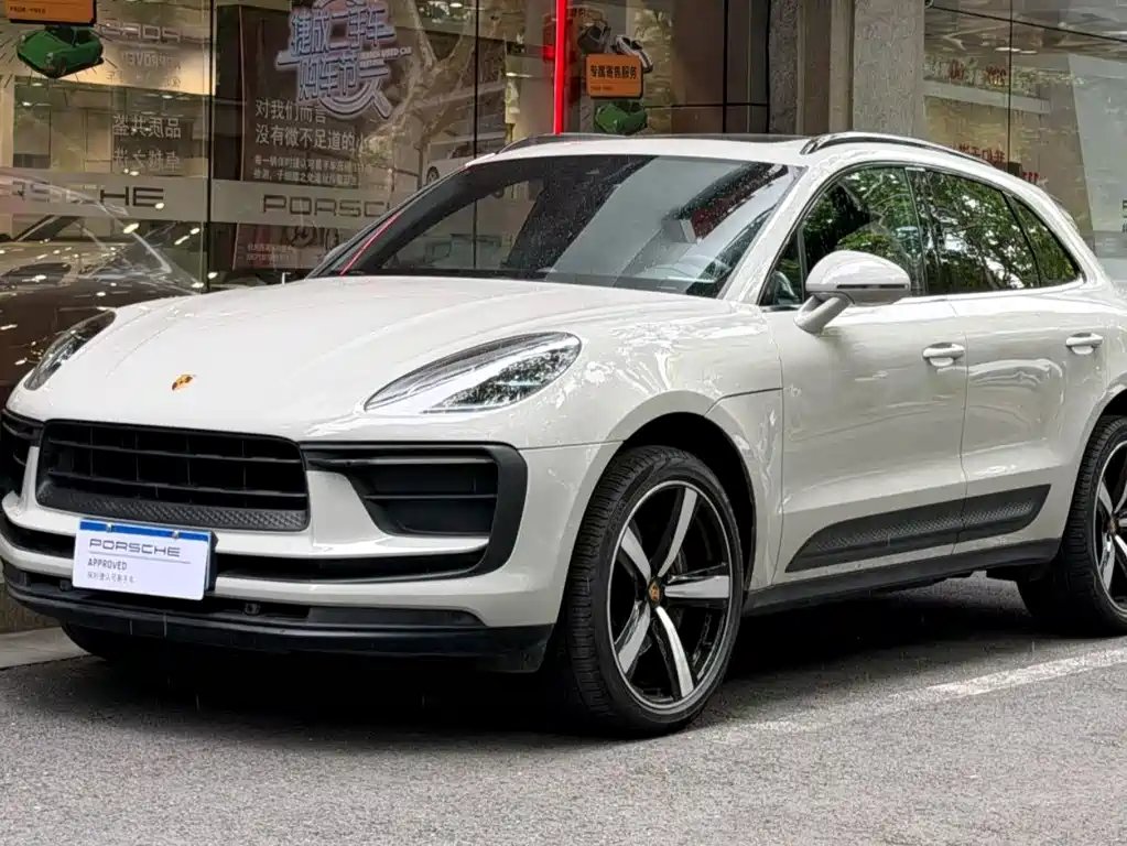 Porsche Macan 2023 — фото 1 из 5