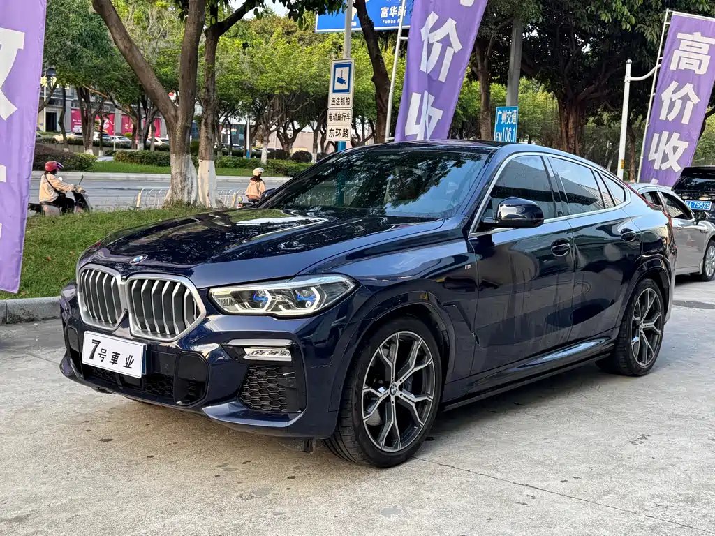 BMW X6 2021 — фото 1 из 5