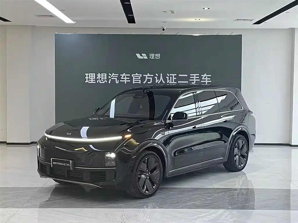 Li Auto Li L9 2025 — фото 1 из 5