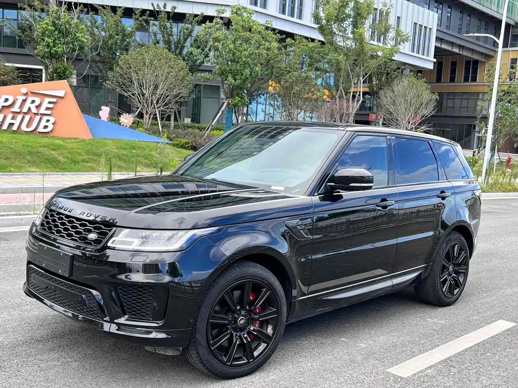 Land Rover Sport 2020 — фото 1 из 5