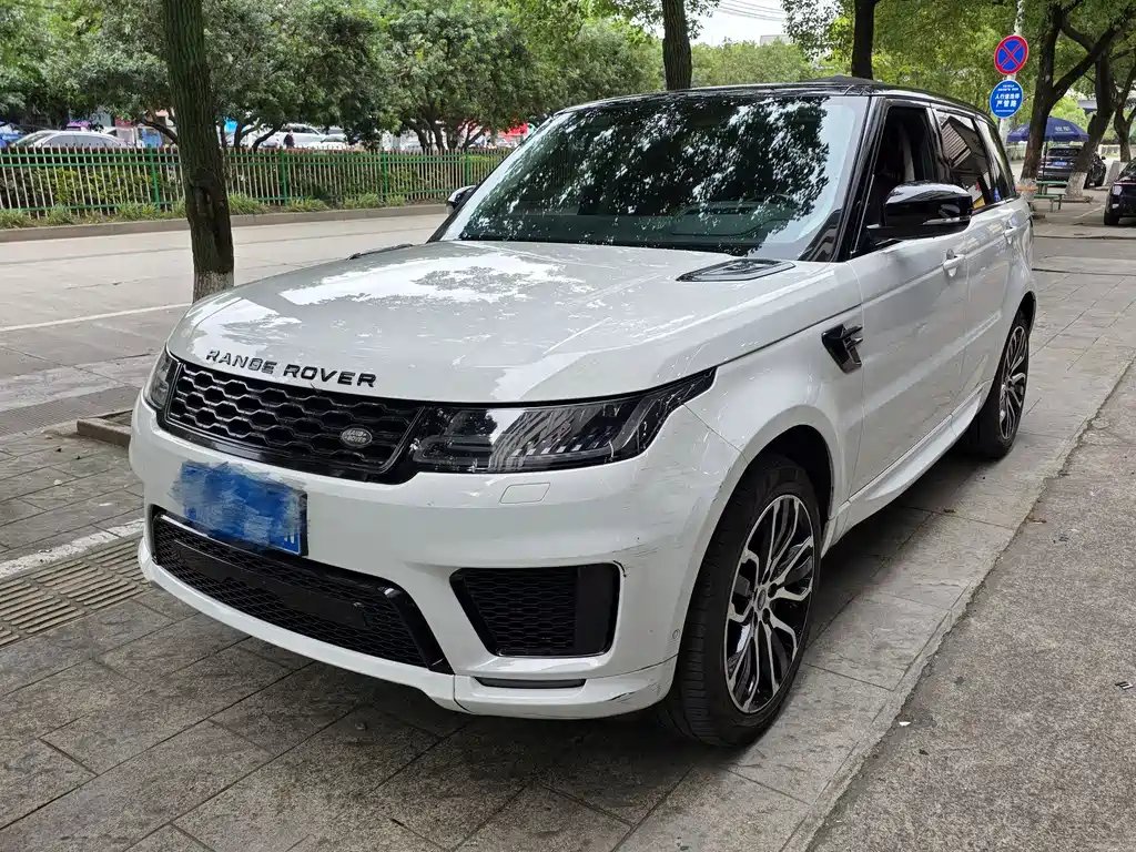 Land Rover Sport 2022 — фото 1 из 5